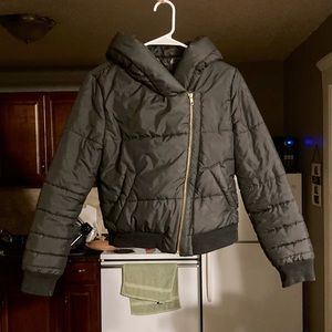 Cropped Black Puffer Vaute Couture Coat